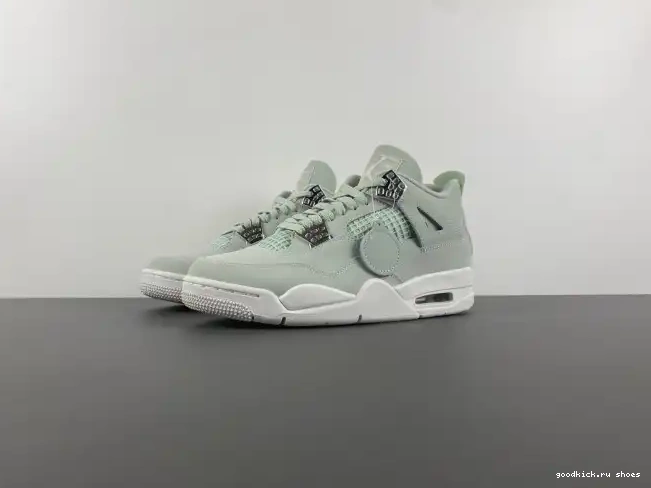 Jordan HV0823-003 Seafoam Air 4 (W) 0426